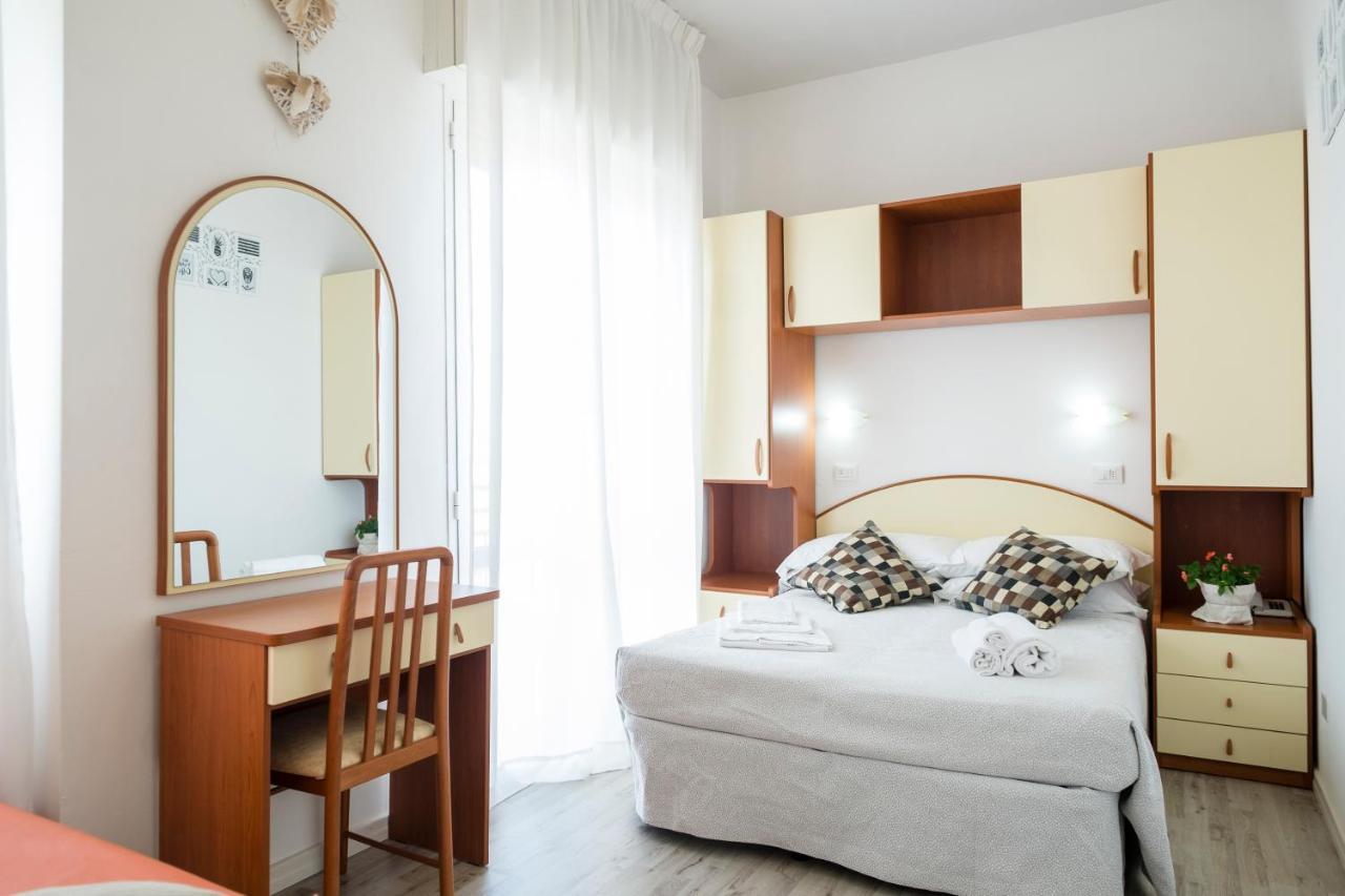 Crosal 3* Rimini