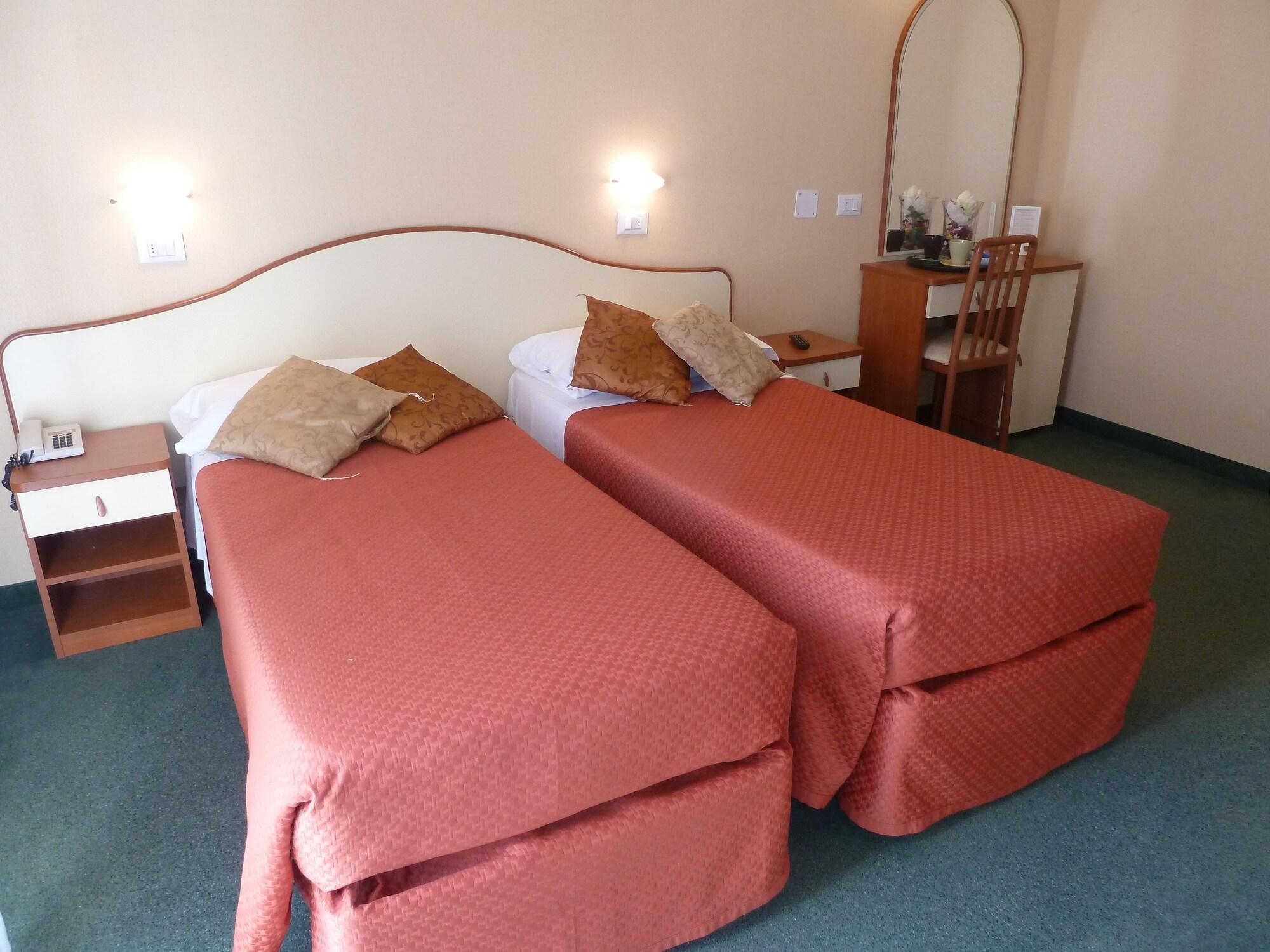 Hotel Crosal