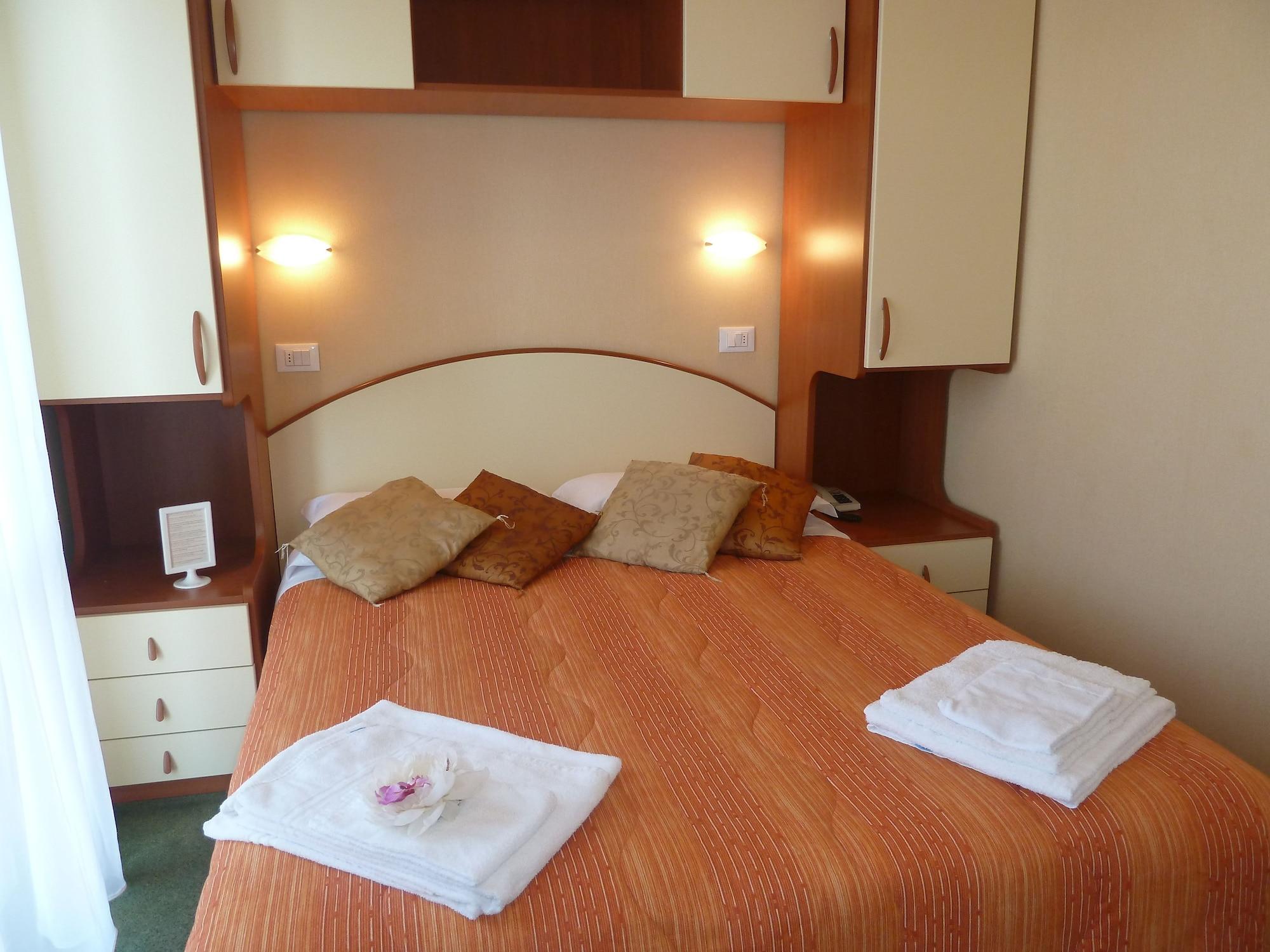 Hotel Crosal Rimini